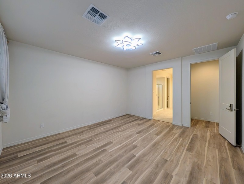 PXL_20260308_012050371