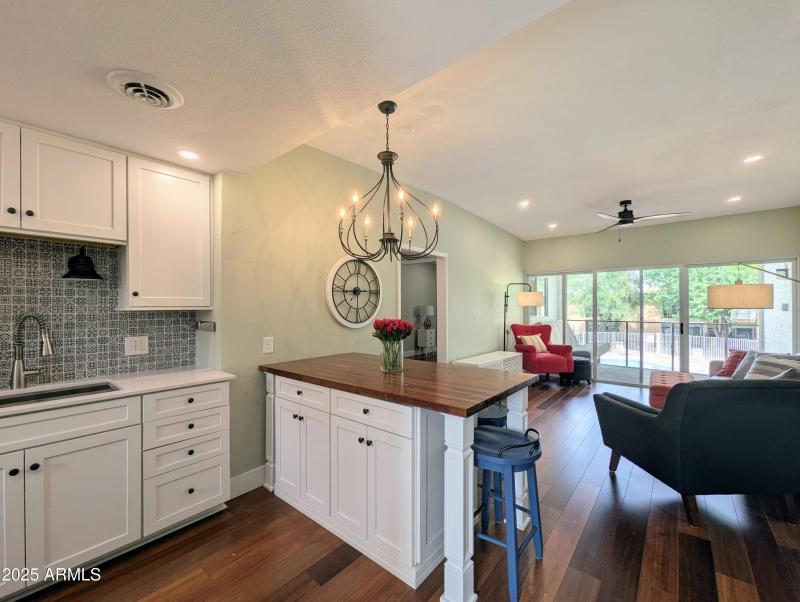 PXL_20250810_221913500