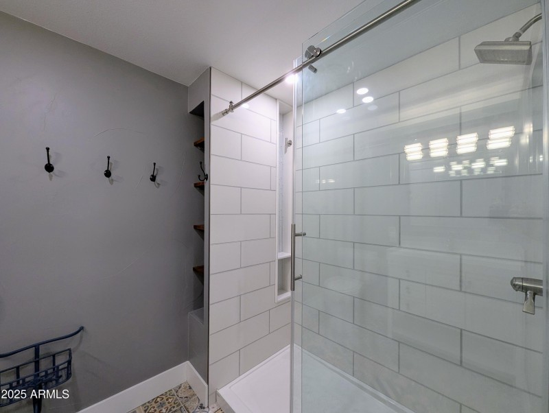 PXL_20250810_222350311