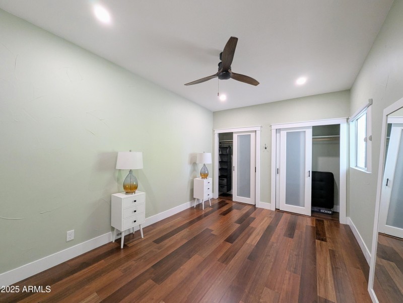 PXL_20250810_222402449