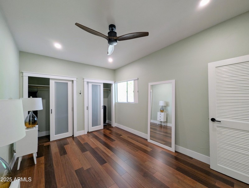 PXL_20250810_222415781