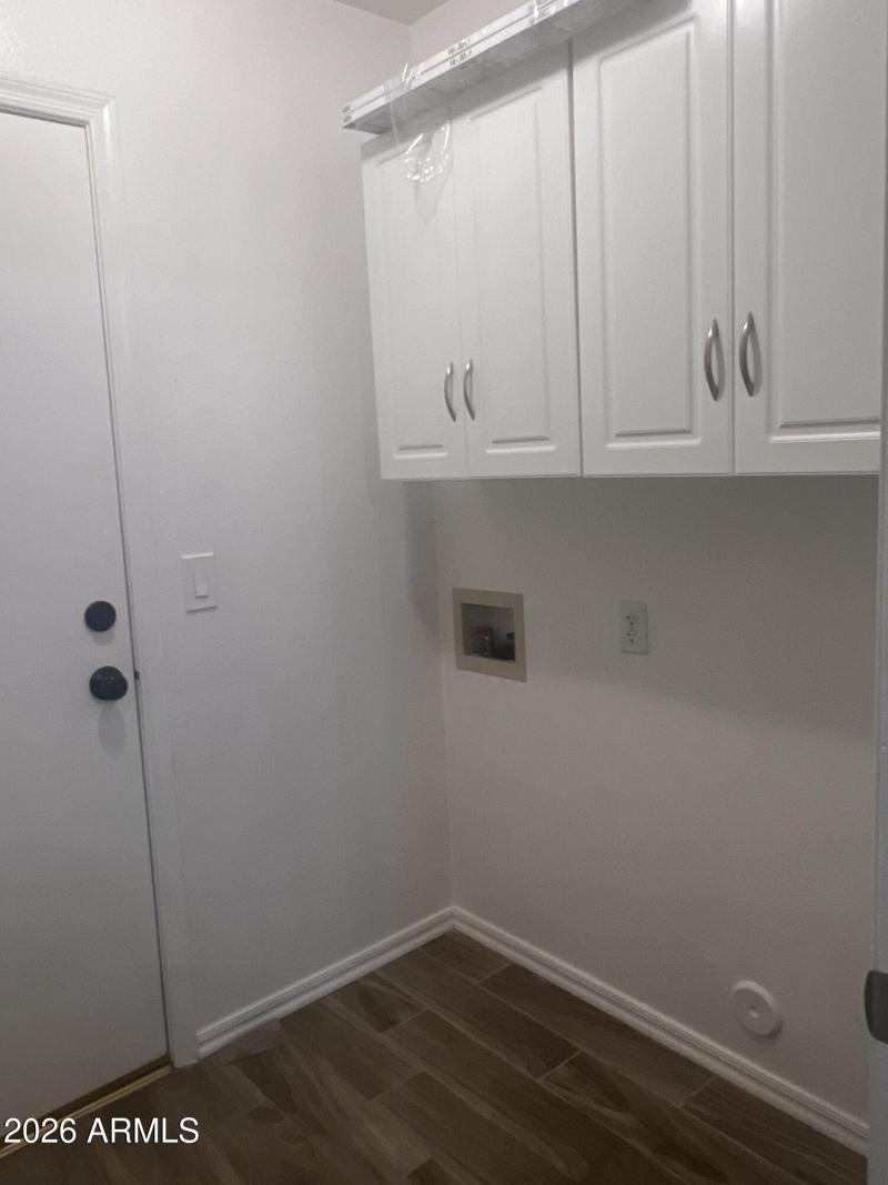 79565072906__6782BC4E-E208-45C8-85B5-B37