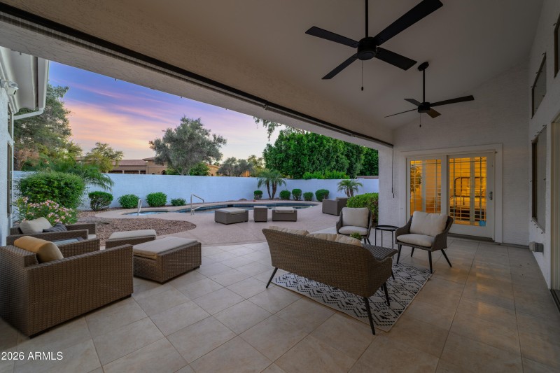 Spacious Covered Patio