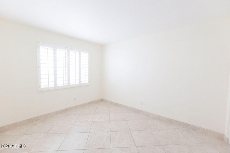 Bedroom 4 (Basement)