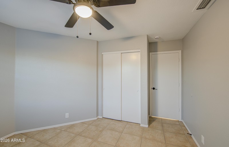 Bedroom 2-pic 2