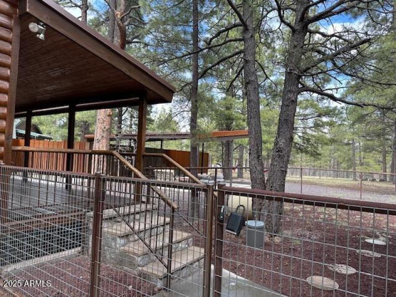 Side Yard-Custom Fencing