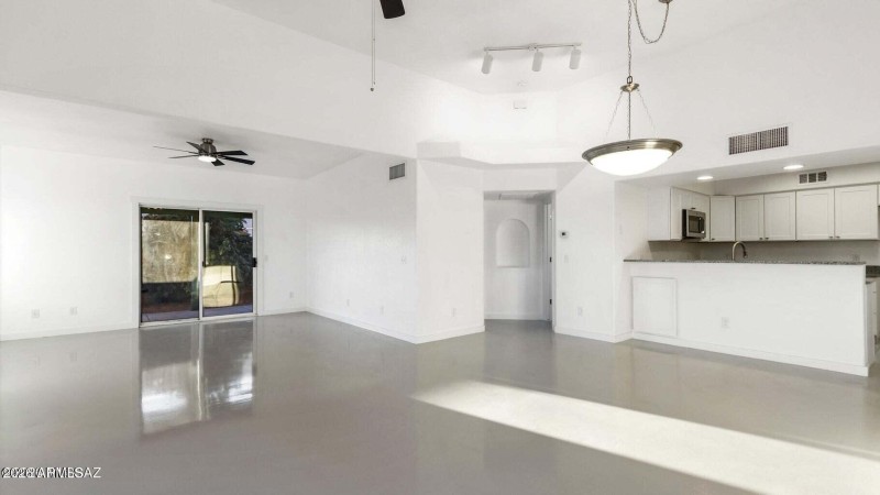 20260307174508194898000000-o