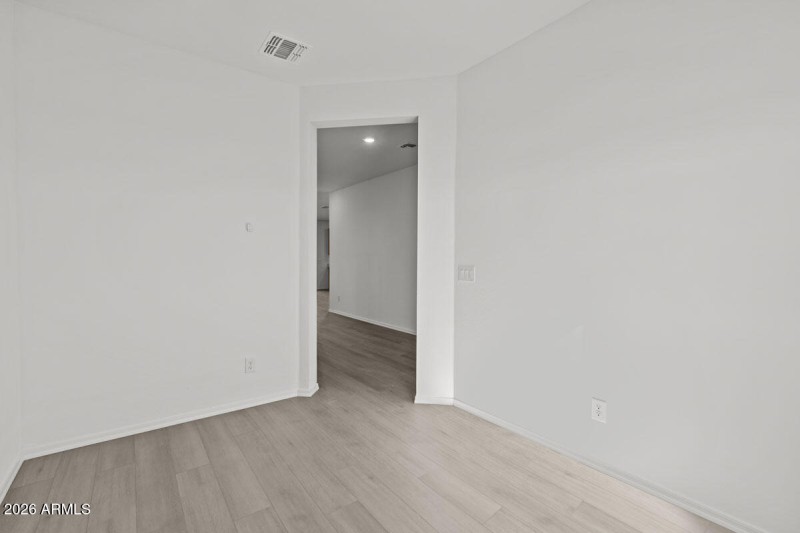 KBPHX_MIR_SkylineVillageEnclaves-Lot69_5