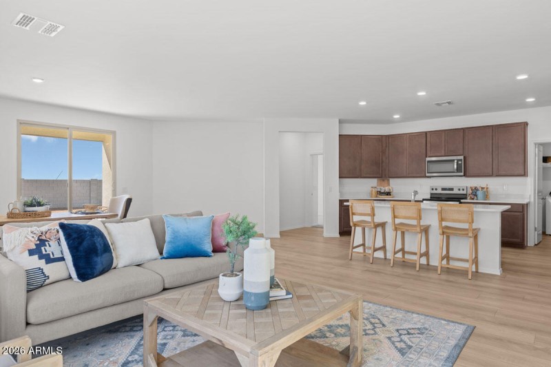 KBPHX_MIR_SkylineVillageEnclaves-Lot67_1