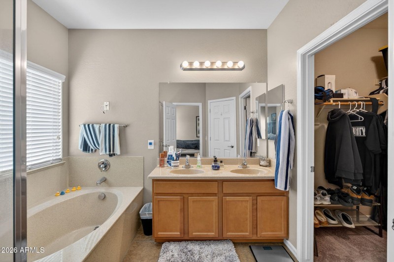 22-web-or-mls-044Hemlock St