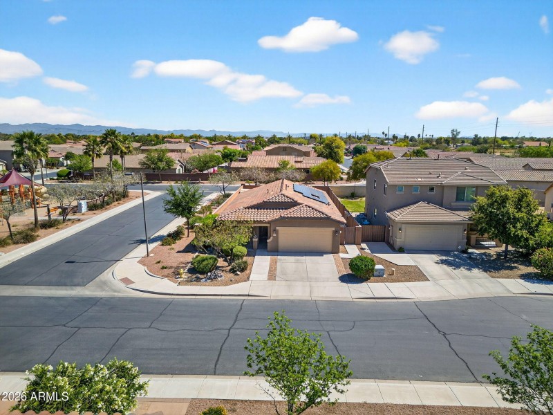 44-web-or-mls-008Hemlock St