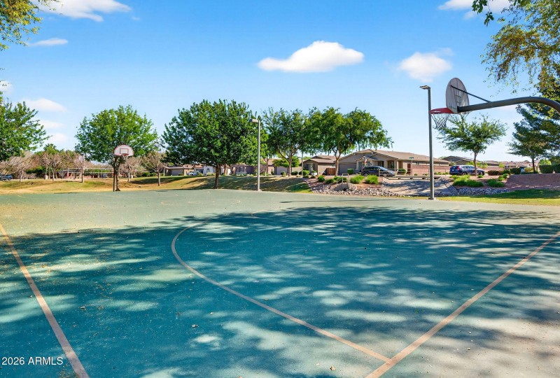 64-web-or-mls-026Hemlock St