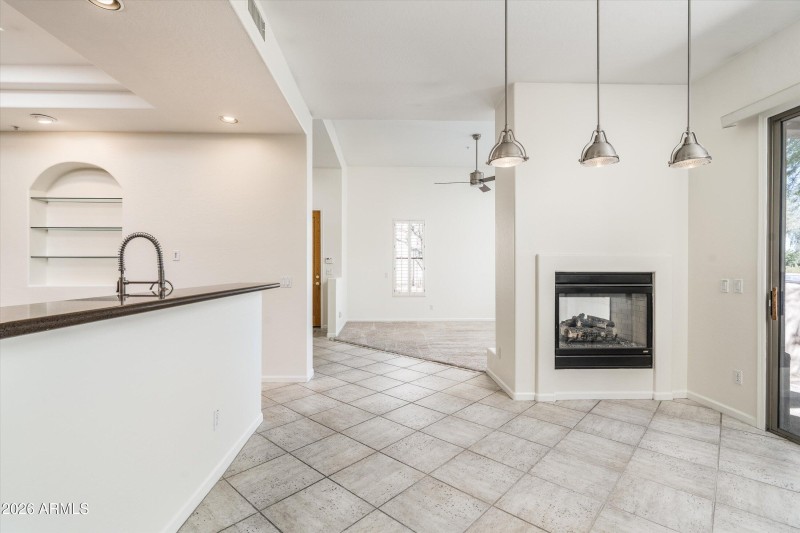 10-20802 N Grayhawk Dr #1184 (10 of 27)