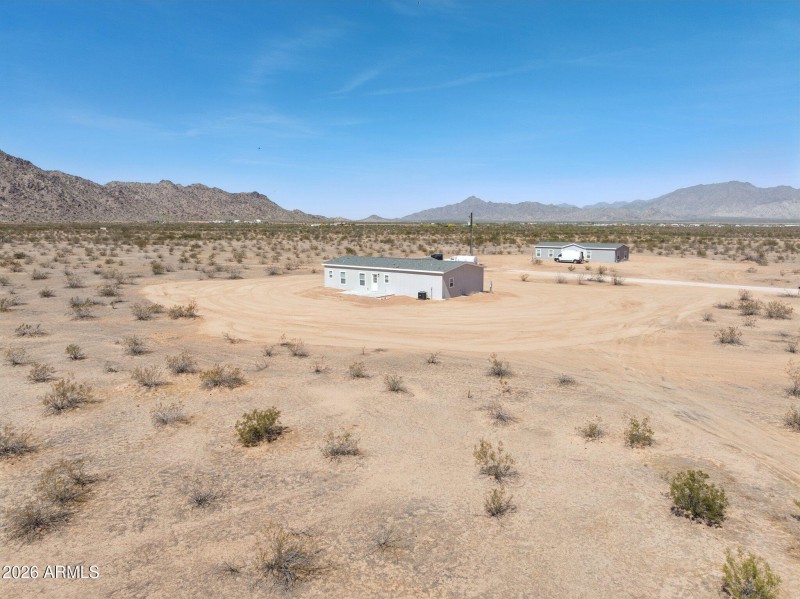 29-web-or-mls-18230-n-meadow-ln-rd