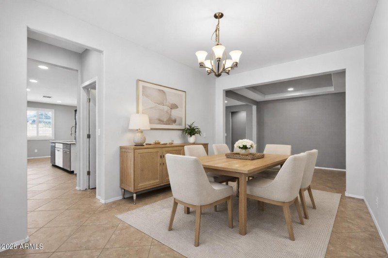 V stage _Dining room