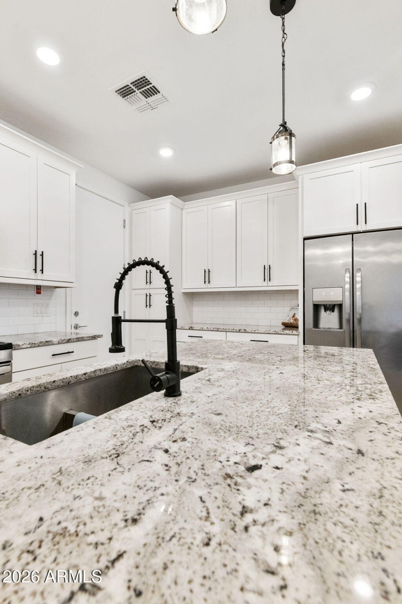 11-web-or-mls-DLB_0275