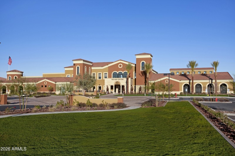 Estrella_CantaMia Village Center_No Peop