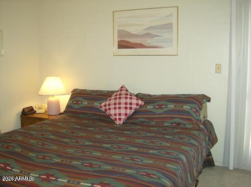 20120411231602712107000000-o