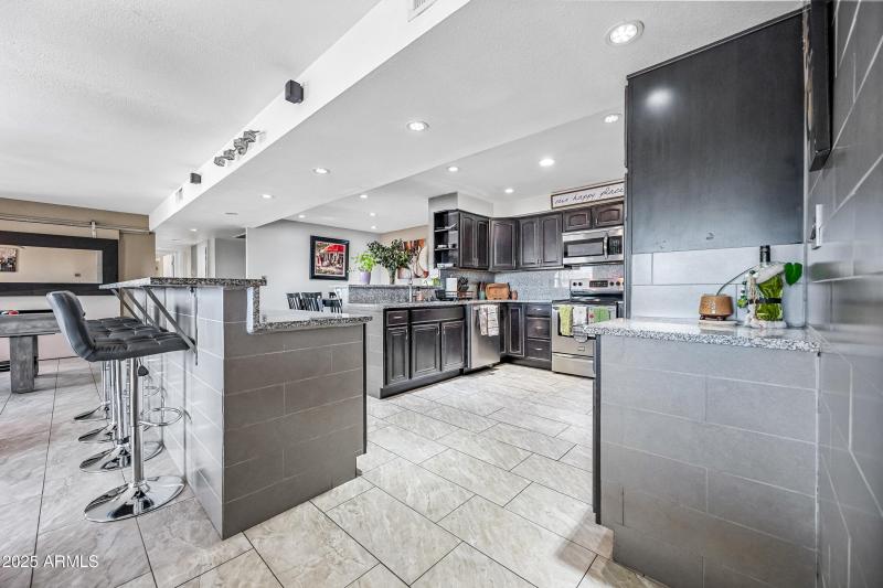 13-7940ECR411-ocupix