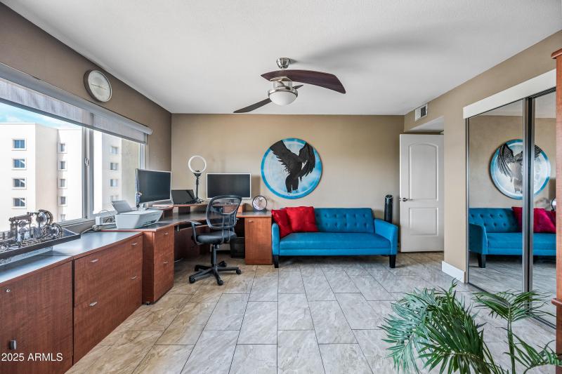 29-7940ECR411-ocupix