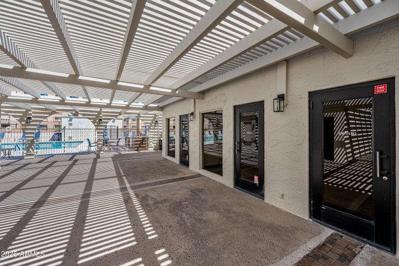 24-Scottsdale Shadows-ocupix-COMM