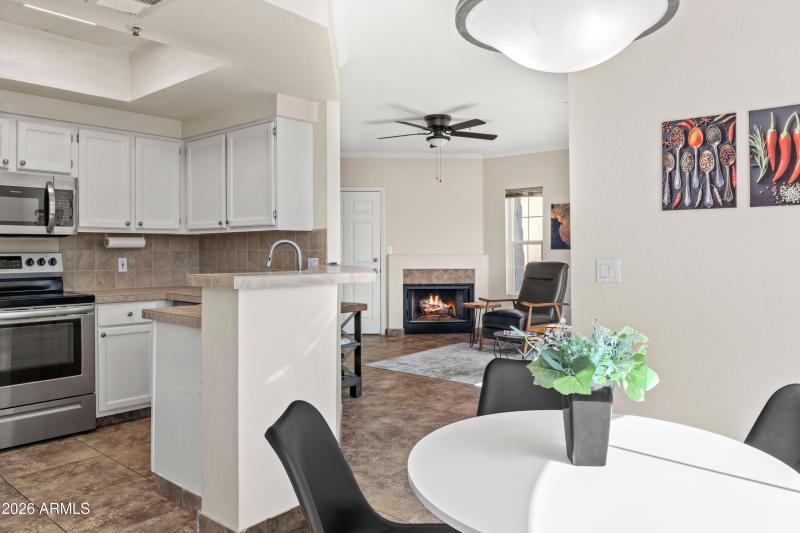 9450 E Becker Ln 2009-8