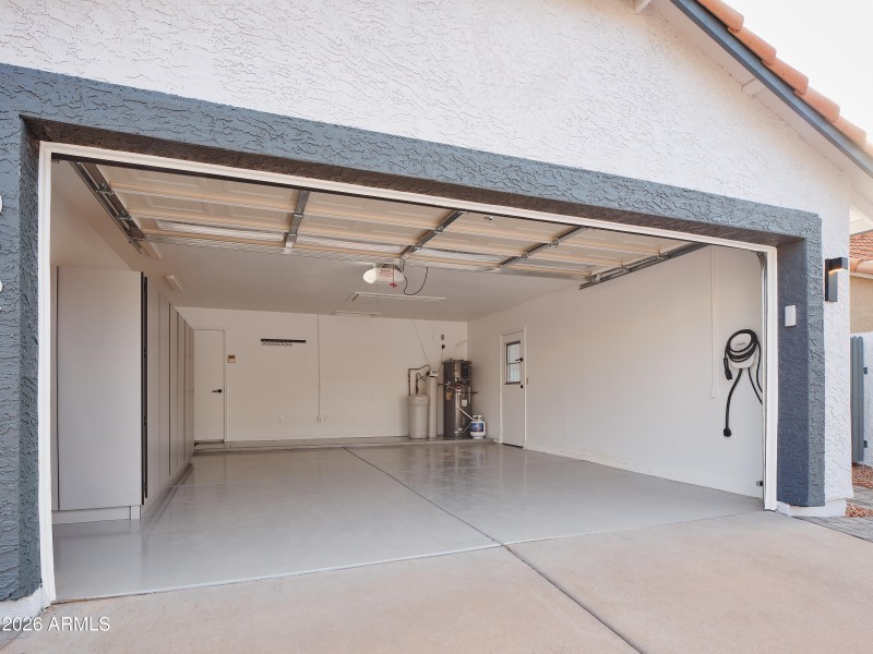 2-Car Garage