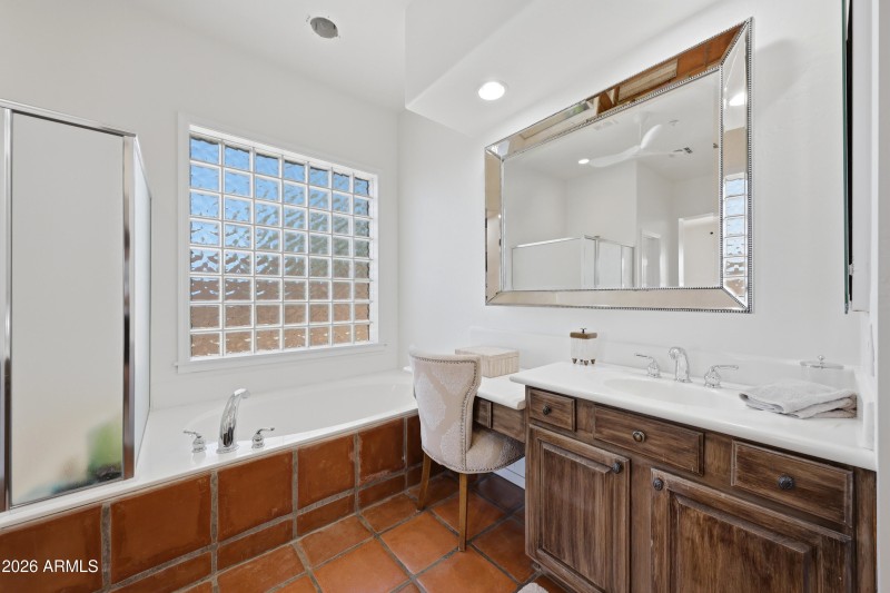 Soaking Tub in Primary Bath