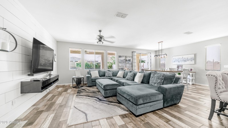 22461 E Tierra Grande (28)