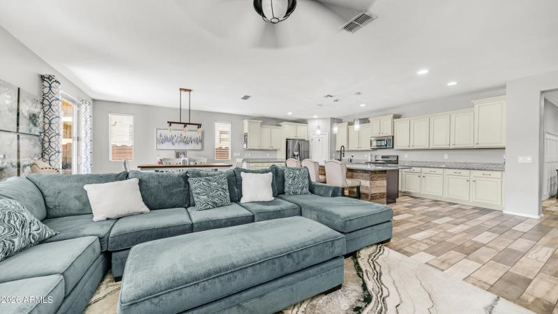 22461 E Tierra Grande (30)