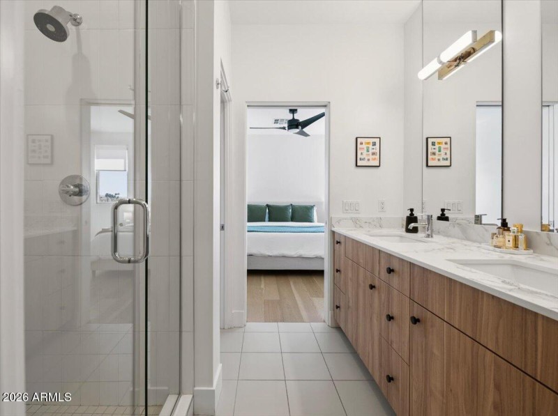 Primary En Suite
