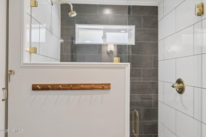 26-web-or-mls-2335-s-orange