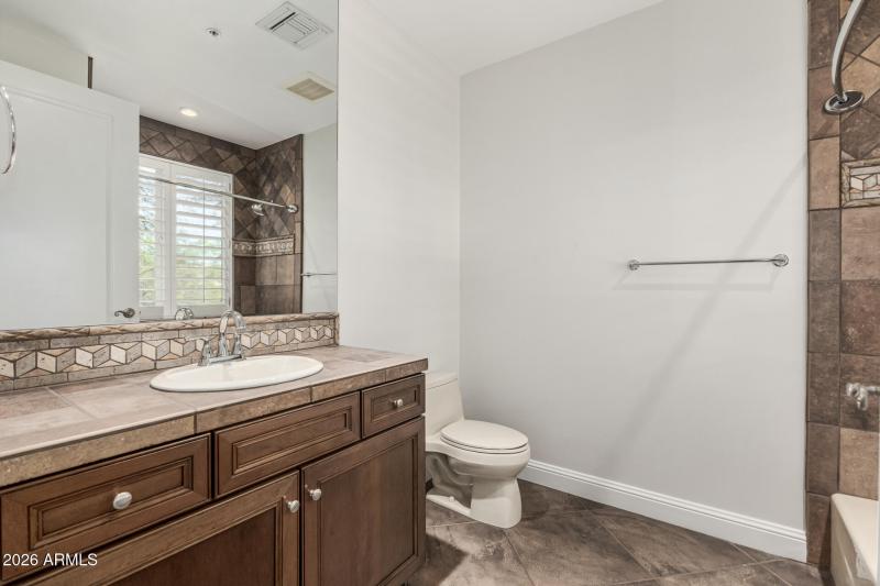 Guest Bath 3
