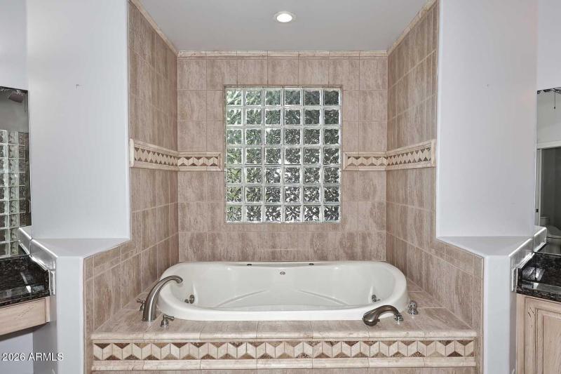 Primary Bath-Jetted Tub