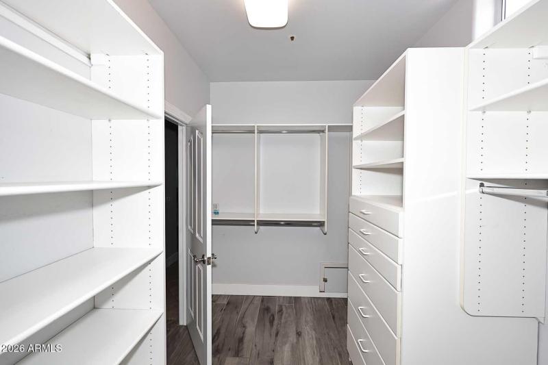 Primary Bedroom-Closet2