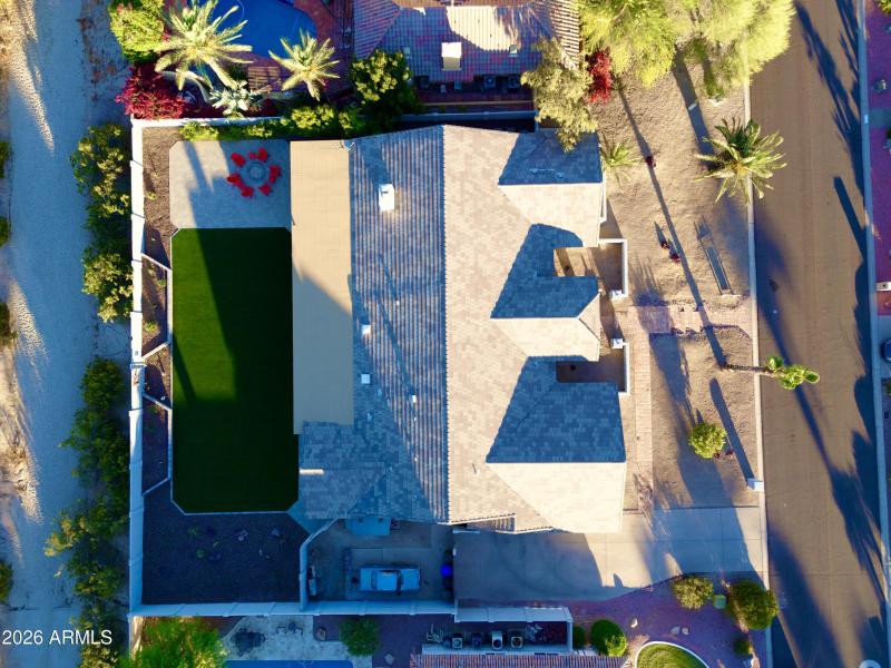 6BA289DC-2729-4BA9-A5DC-F43A42D85FE9_1_2