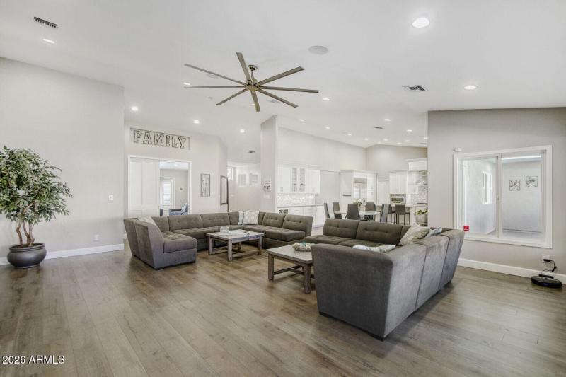 3306 E Tonto Dr - Web Quality - 012 - 12