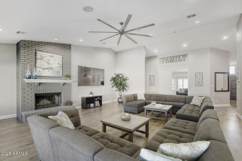 3306 E Tonto Dr - Web Quality - 013 - 13