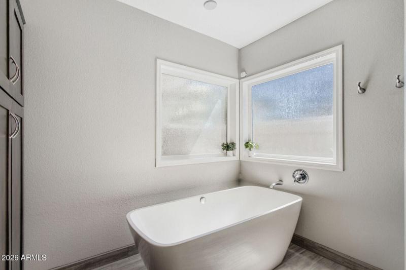 3306 E Tonto Dr - Web Quality - 027 - 27