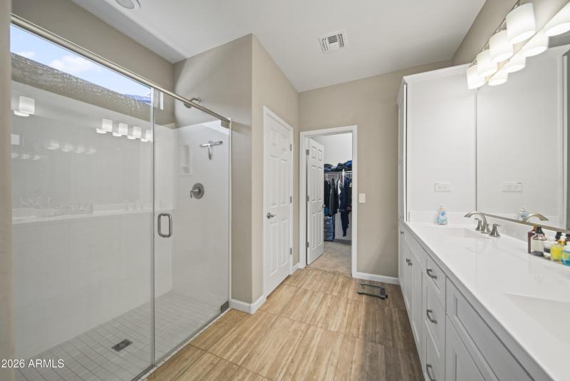 4518 Charrow Ct00039