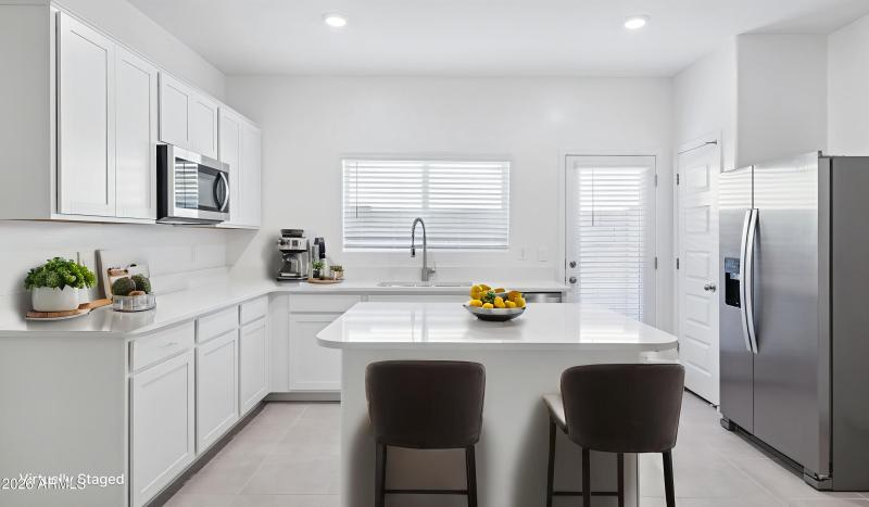 M411_Winchester_Lot-2011_Desert-Moon_Buc