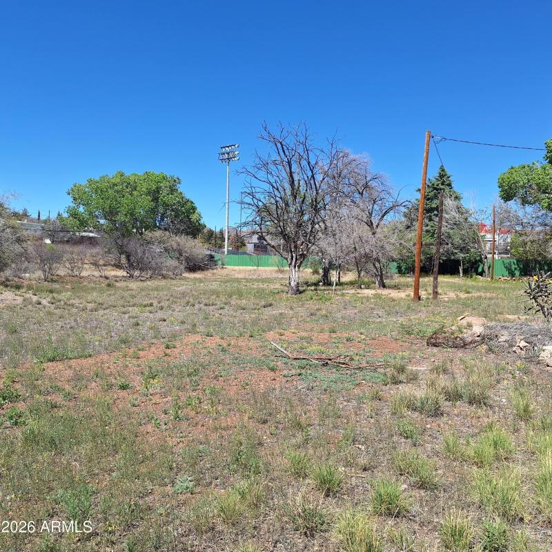 654226592_26592972433670708_868408605893