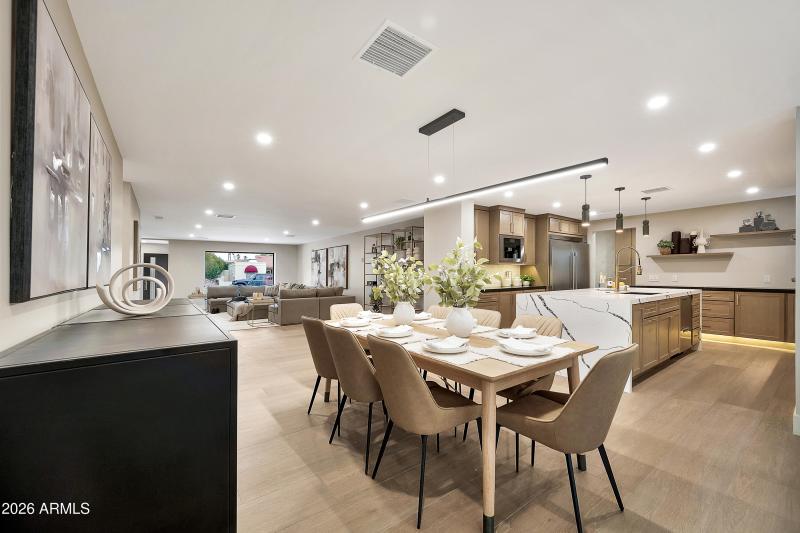 1955 E Greenway Rd-18