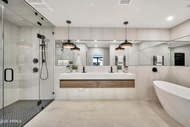 1955 E Greenway Rd-26