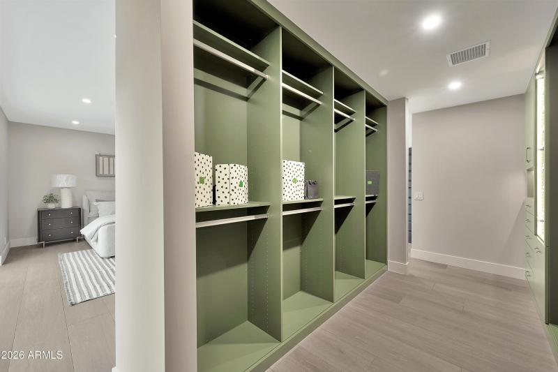 1955 E Greenway Rd-35