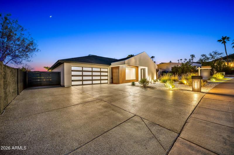 1955 E Greenway Rd Twilight-3