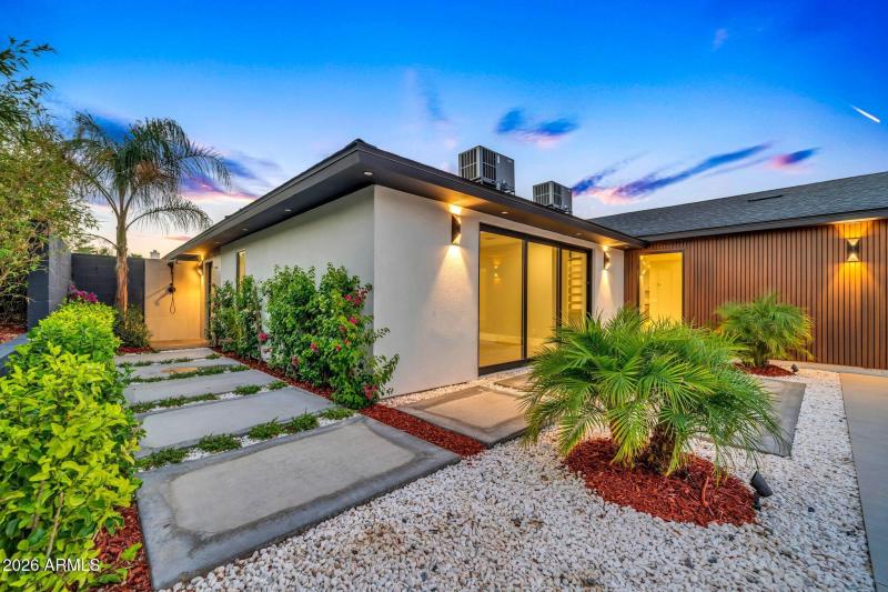 1955 E Greenway Rd Twilight-27