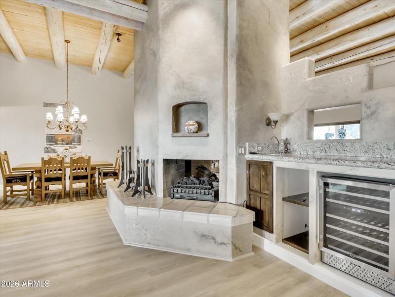 18-35414 N Palo Verde Way-18