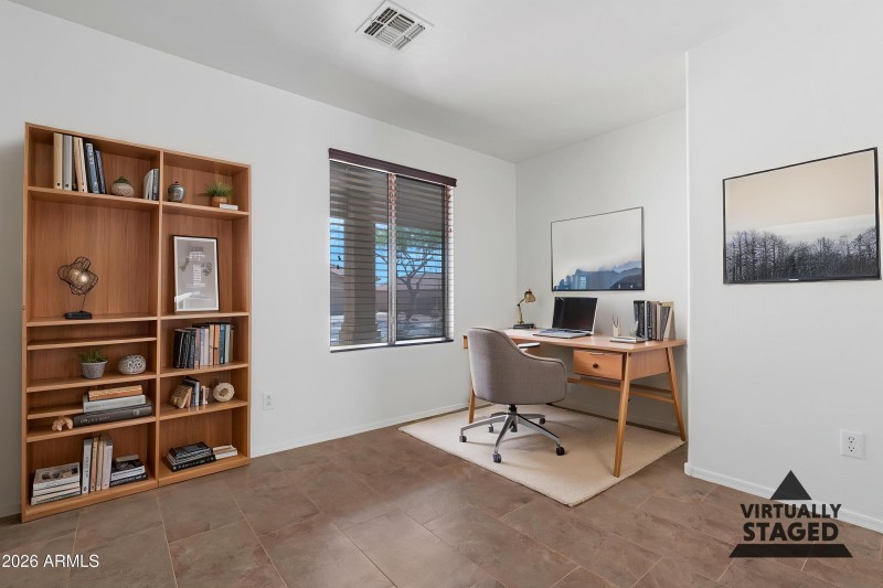 Den-1 - Home Office - Standard - 1