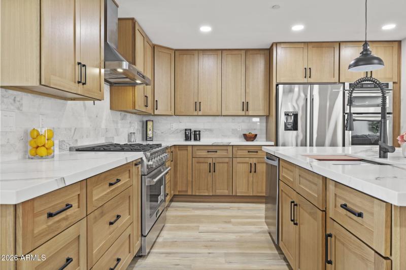 8632 E Highland Ave Scottsdale - 293